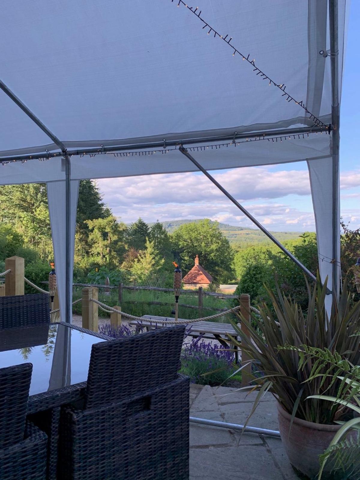 Вилла The Tool Shed Nestled In Idyllic Countryside Linchmere Экстерьер фото